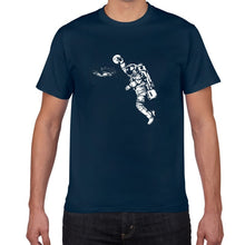 Load image into Gallery viewer, YEV F629MT creative planet cotton t shirt men loose cool spaceman T-shirt casual summer funny tshirt Tee shirt homme men clothes
